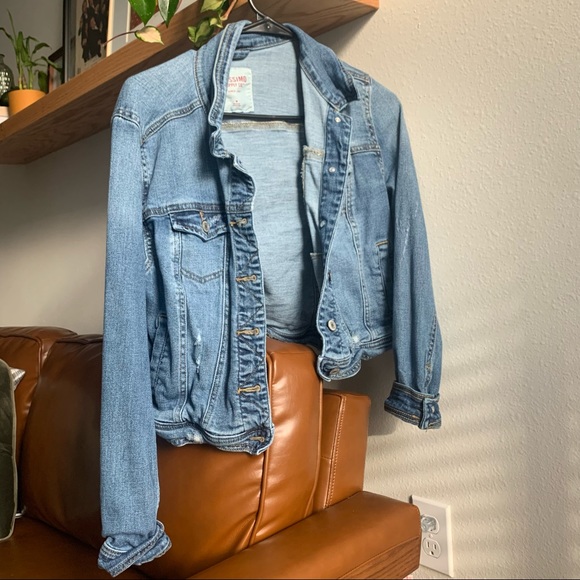 Jean Jacket - Picture 3 of 4